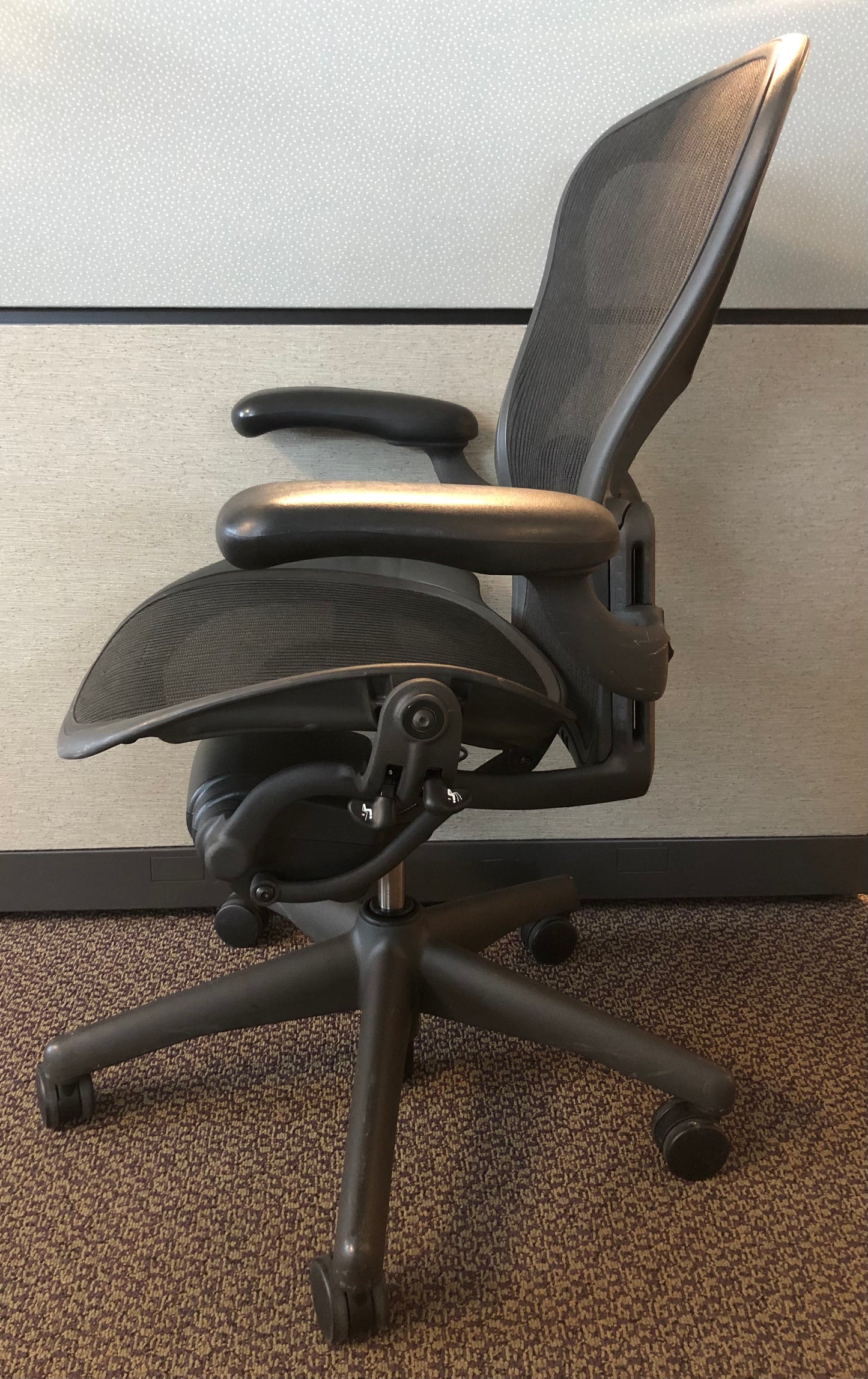 Refurbished Herman Miller Aeron Task Chair